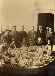 Russische Kronjuwelen werden zum Verkauf ins Ausland vorbereitet, 1925